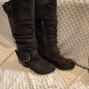 Journey Collection heeled boots